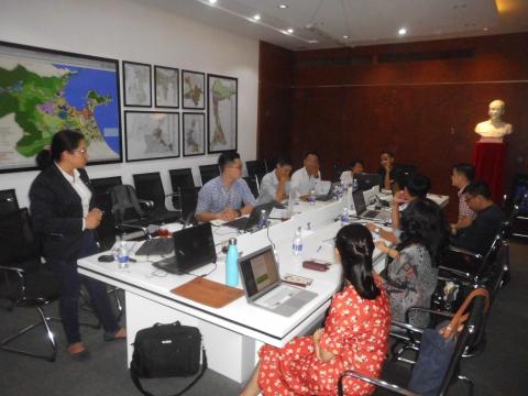 course on the use of the simulator to the urban planning department and to the utility companies of the city of Da Nang