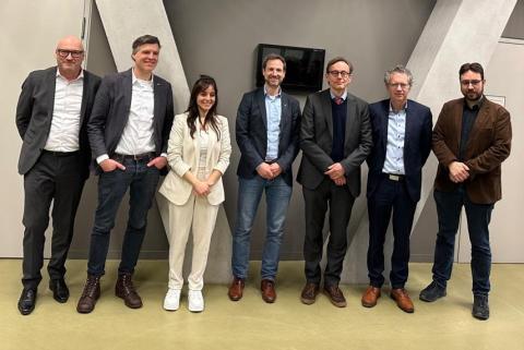 Promotion Hana Al'Asad